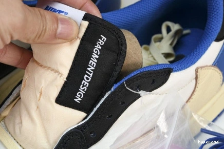 Hyperoad TRAVIS X X AIR OG LOW FRAGMENT 1 SCOTT JORDAN 1014